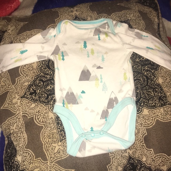 Onesie - Picture 2 of 3